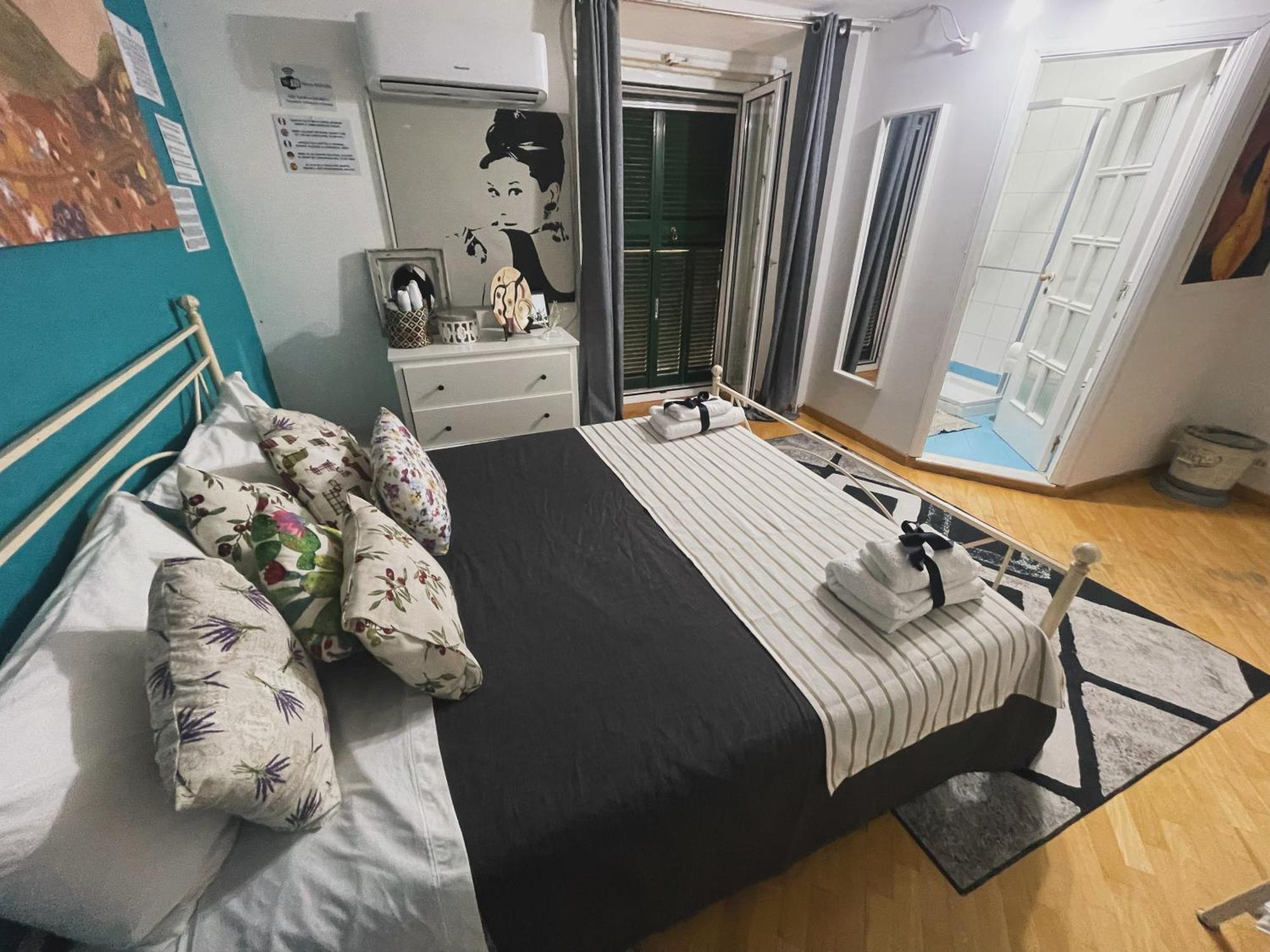 Plebiscito Charme Rooms Neapel Exterior foto