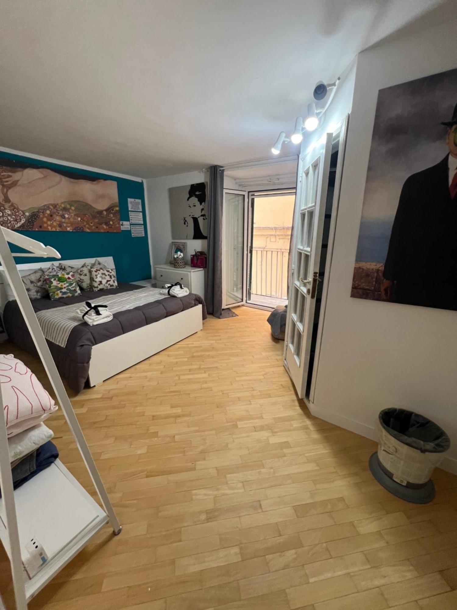 Plebiscito Charme Rooms Neapel Exterior foto